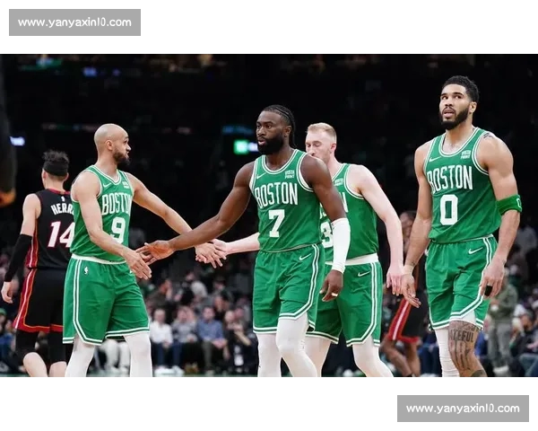 高清篮球直播全程跟踪精彩赛事即时更新让你不错过每一场精彩对决 - 副本 (3) - 副本 - 副本 - 副本 - 副本